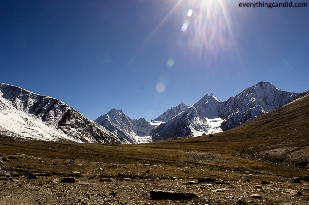 Kunzum Top. Spiti, Lahaul, Rpad Trip, Himalaya, Spiti RIver, Landscape, Hatchback, Ford Figo, Blog, Travelogue